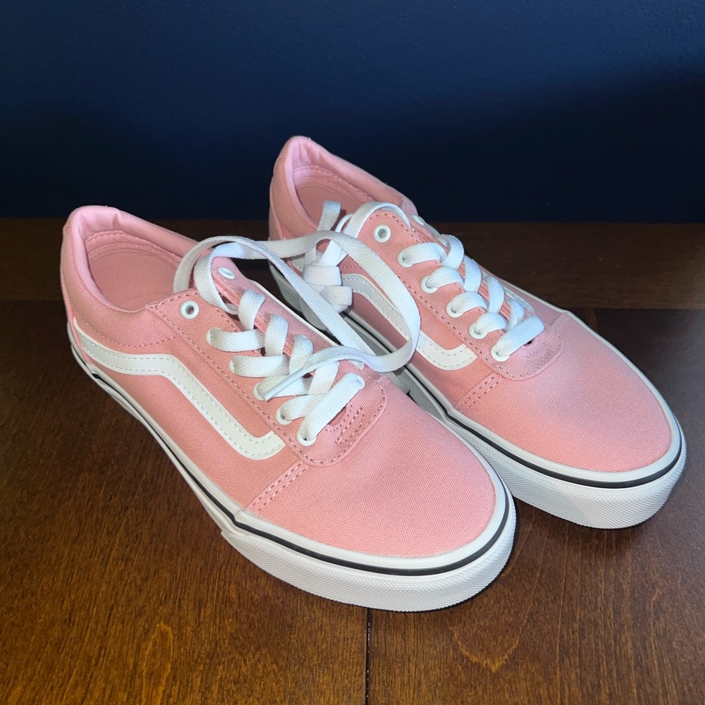 Vans Youth Ward Powder Pink/White Shoes Brand New Size 4